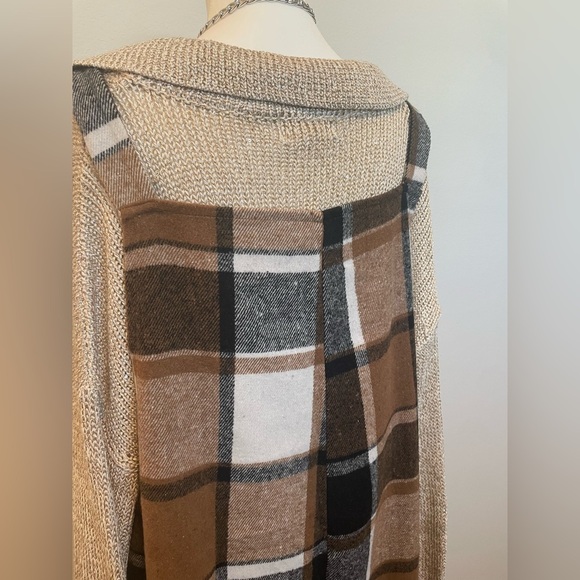 Brown and white Plaid Jumper - Picture 3 of 4